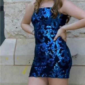 Blue Pattern Sequin Bow Back Bodycon Dress size 1/2